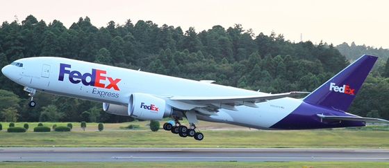 বিশ্বব্যাপী সময়মত FEDEX আন্তর্জাতিক মালবাহী লজিস্টিক ডোর টু ডোর পরিষেবা